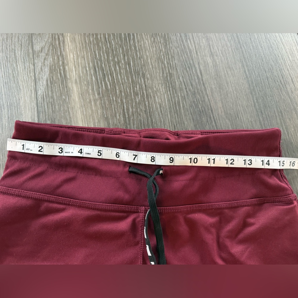 Puma Ladies jogger tights in Zinfandel red size Large - Picture 4 of 4